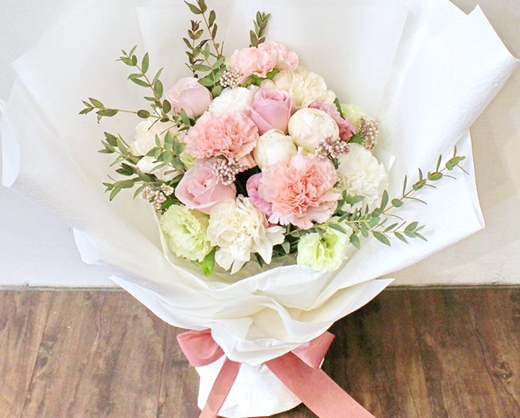 插花培訓班教你如何選擇開花店婚慶花束花材